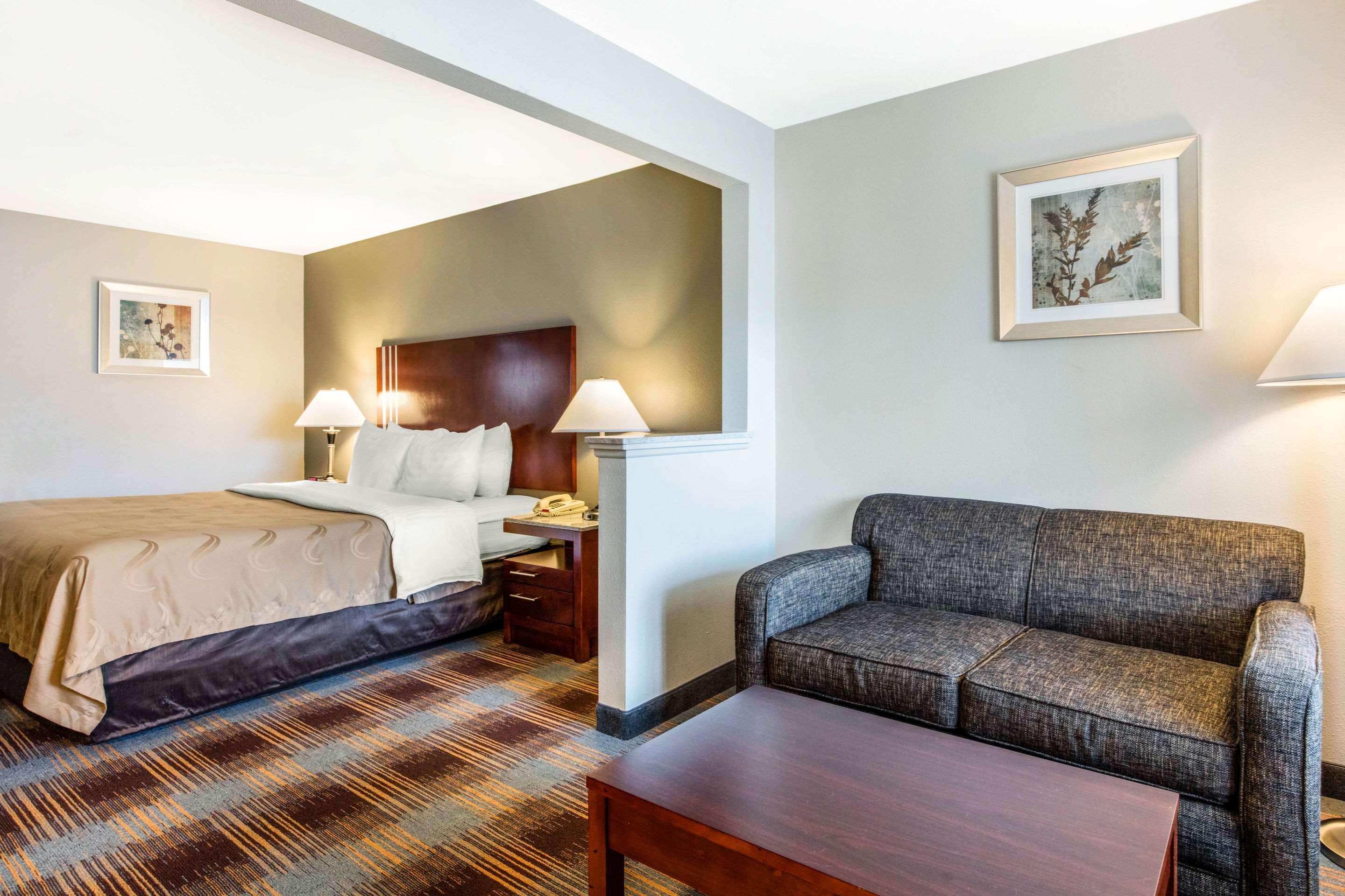 Quality Inn Airport I-240 孟菲斯 外观 照片
