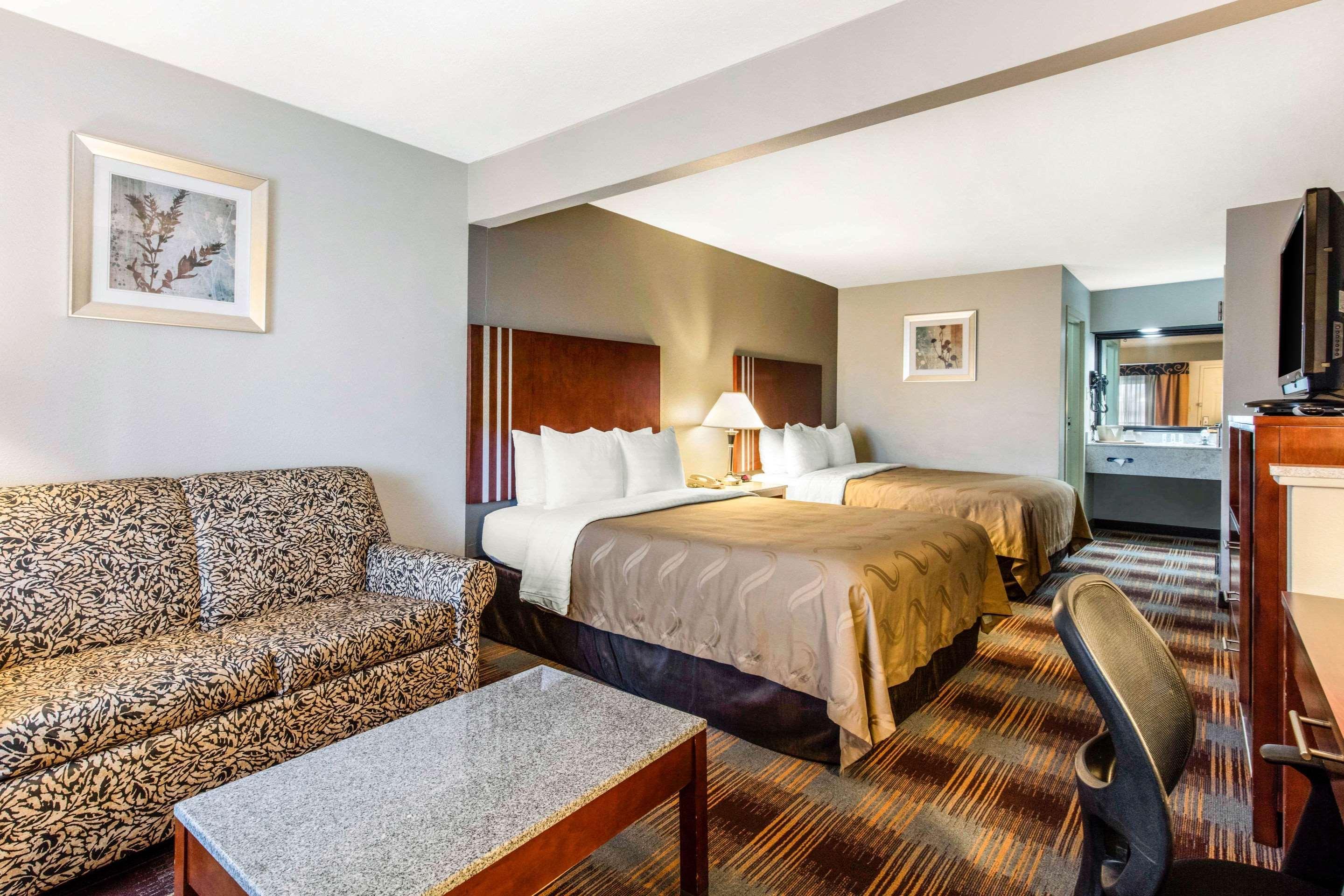 Quality Inn Airport I-240 孟菲斯 外观 照片