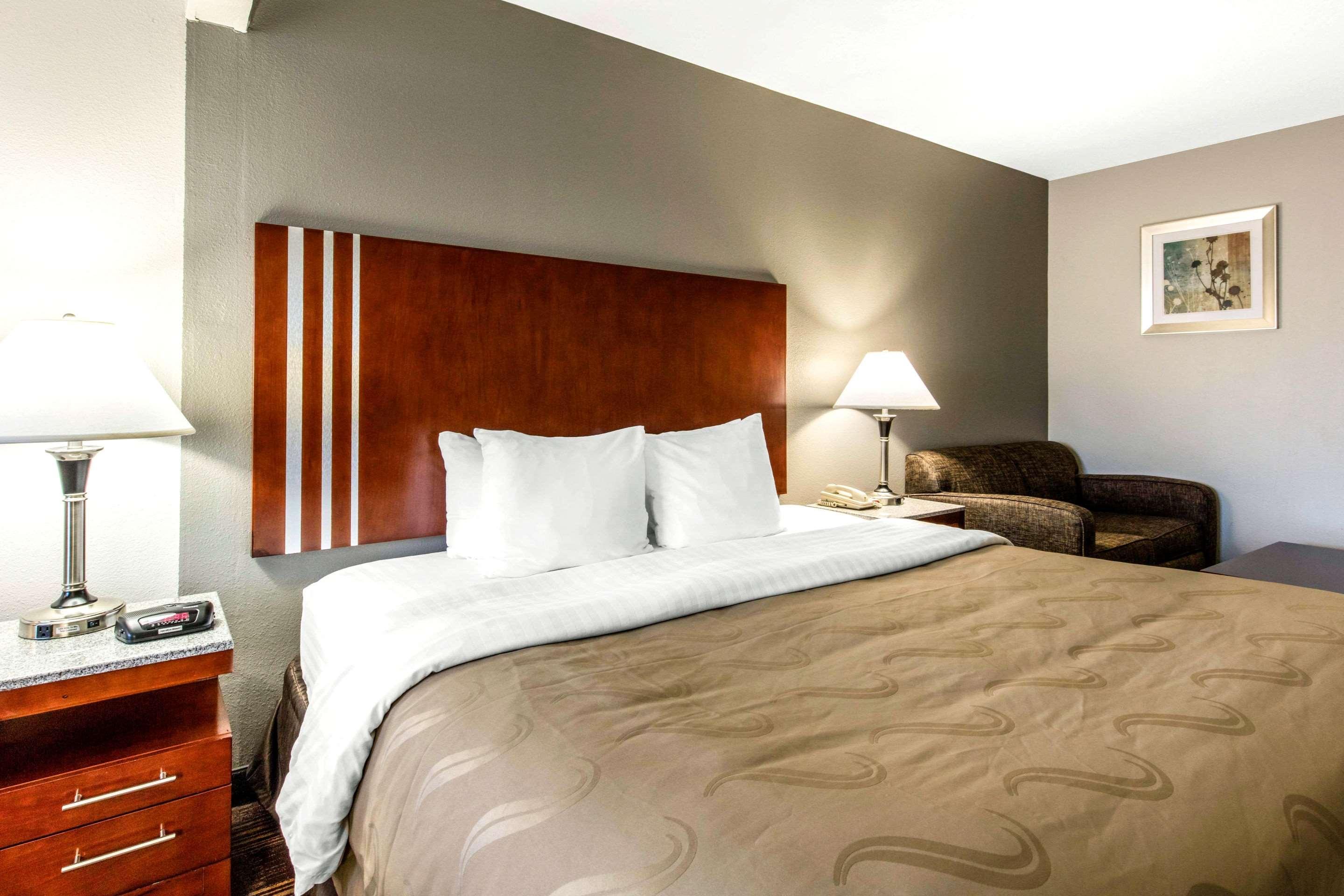 Quality Inn Airport I-240 孟菲斯 外观 照片