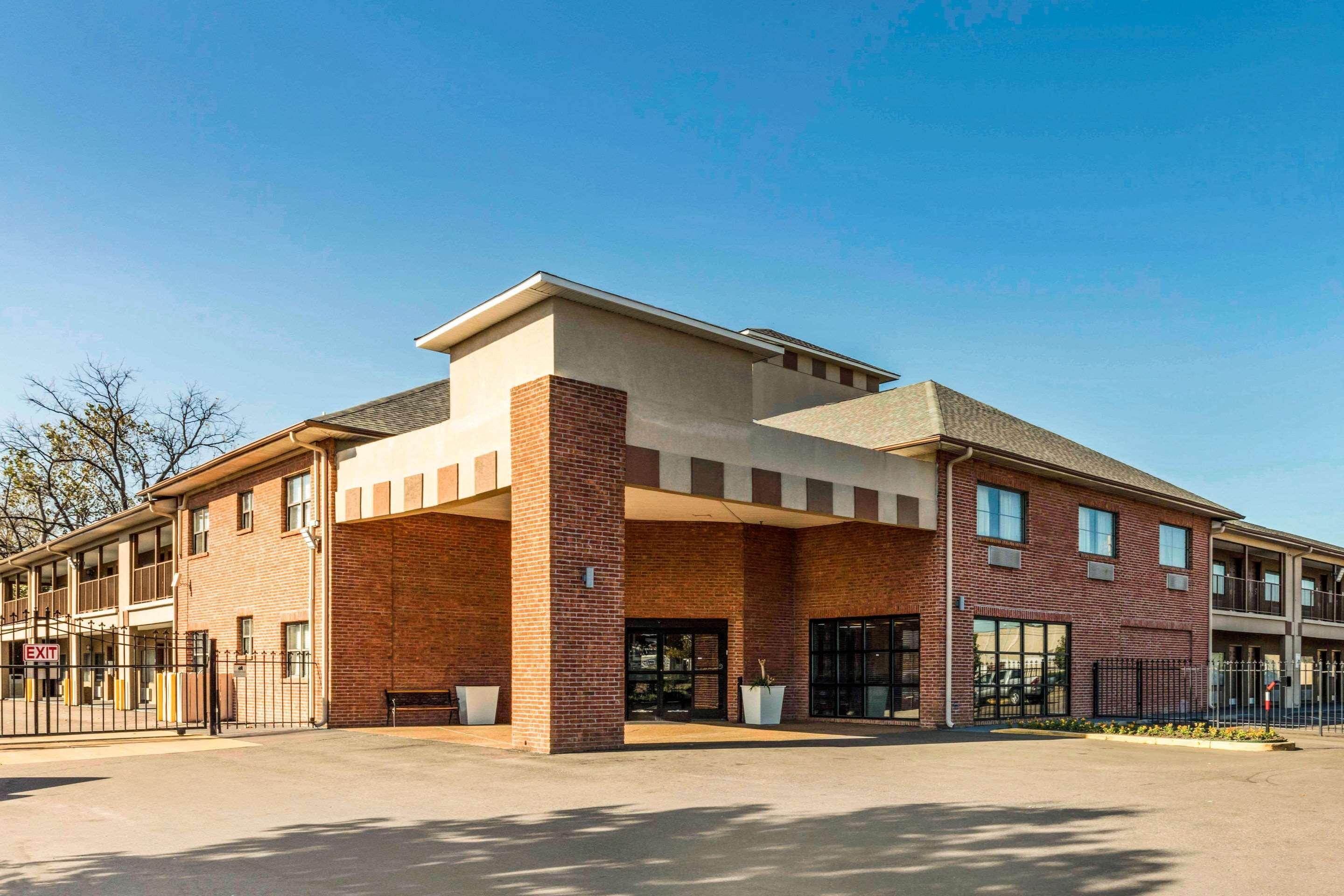 Quality Inn Airport I-240 孟菲斯 外观 照片