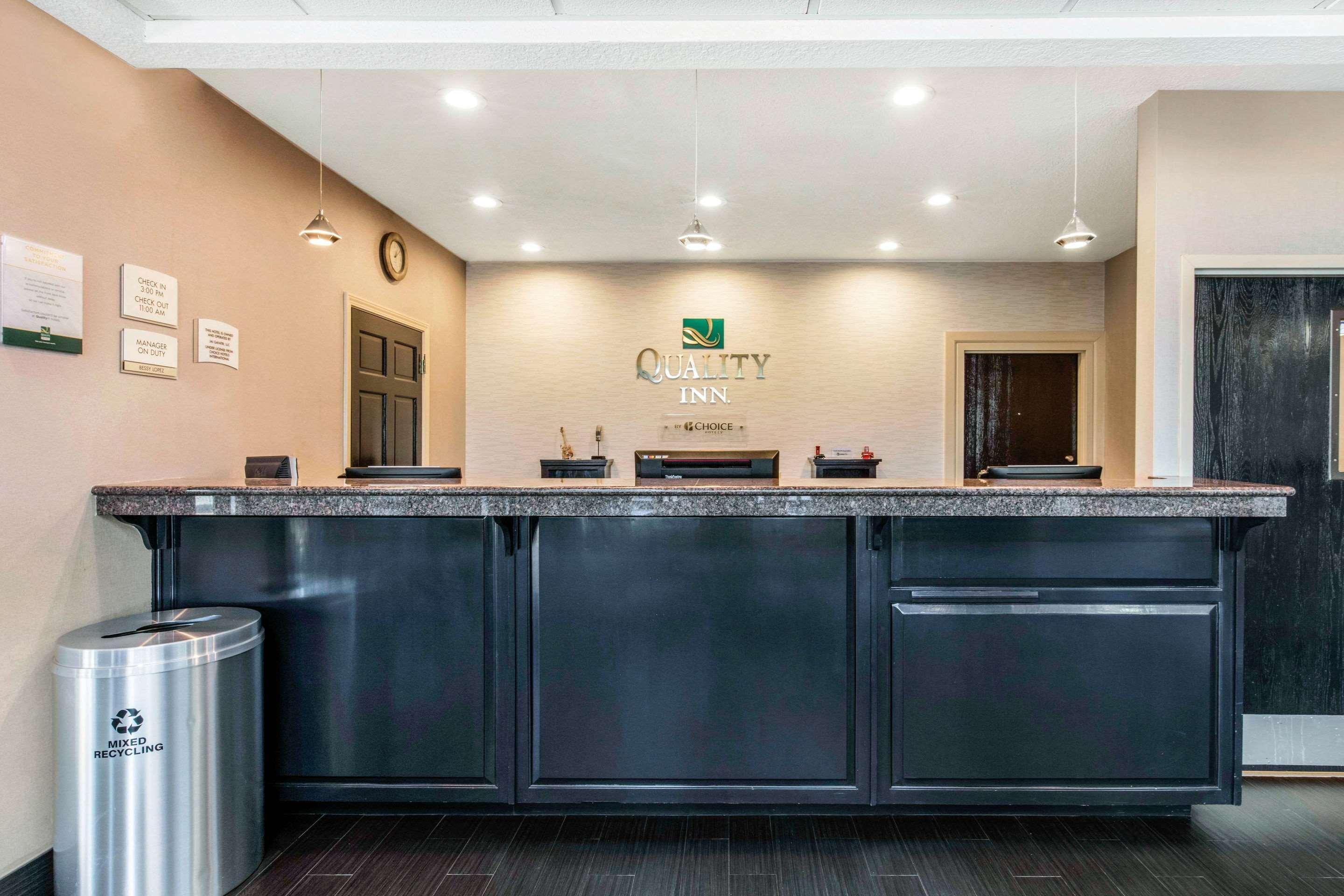 Quality Inn Airport I-240 孟菲斯 外观 照片