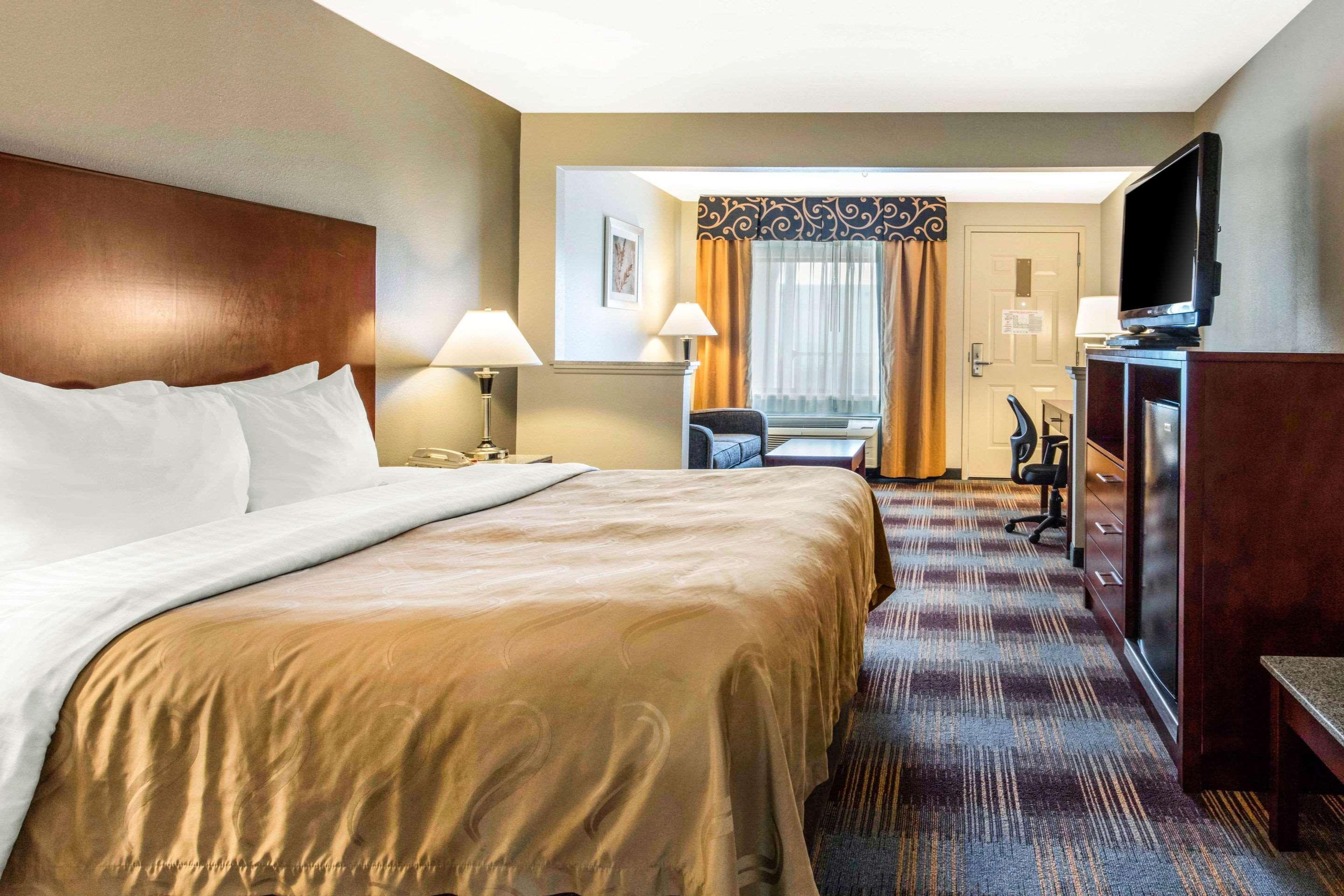 Quality Inn Airport I-240 孟菲斯 外观 照片