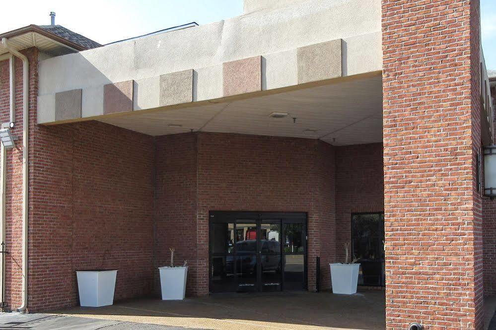 Quality Inn Airport I-240 孟菲斯 外观 照片
