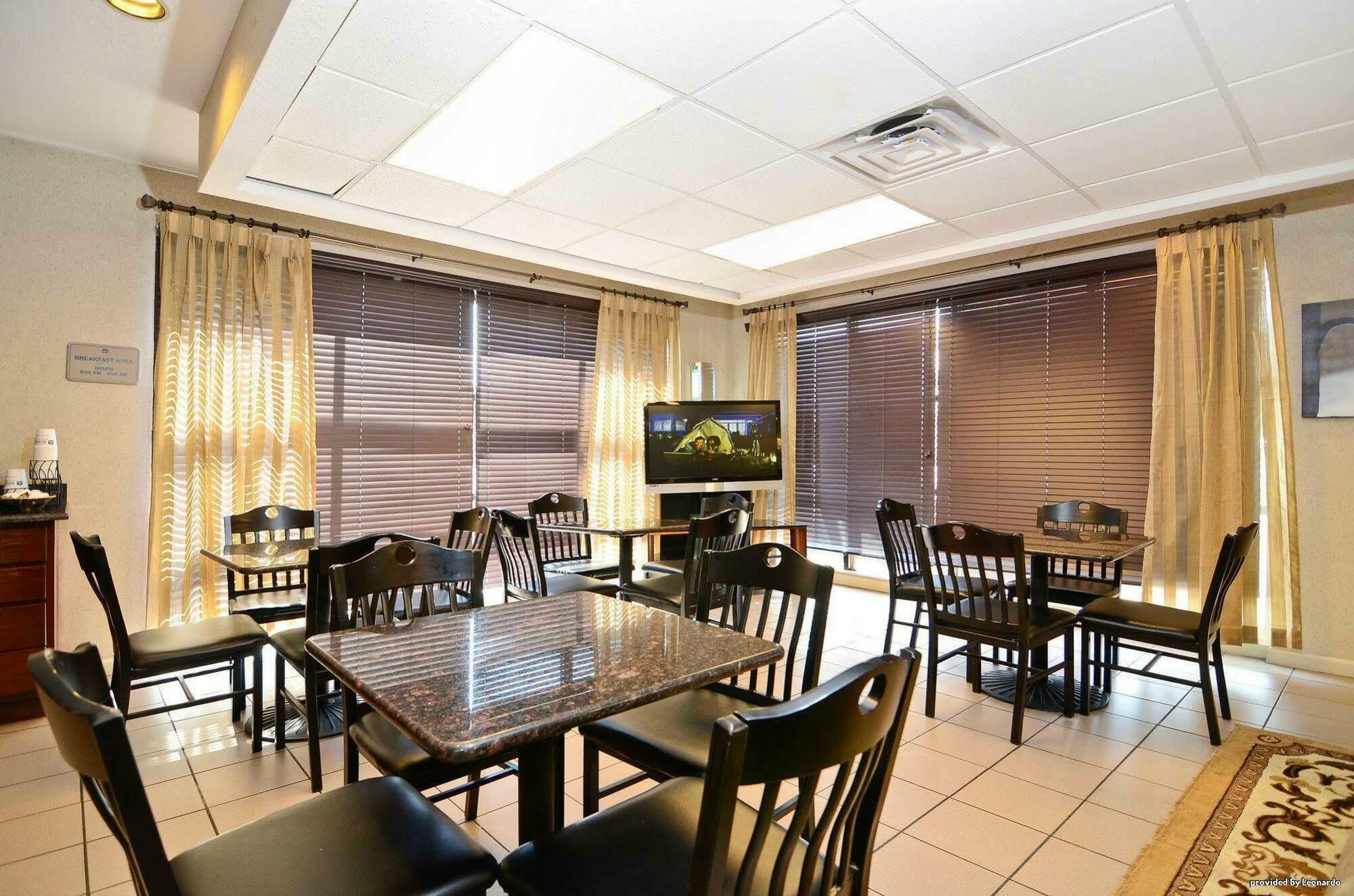 Quality Inn Airport I-240 孟菲斯 外观 照片