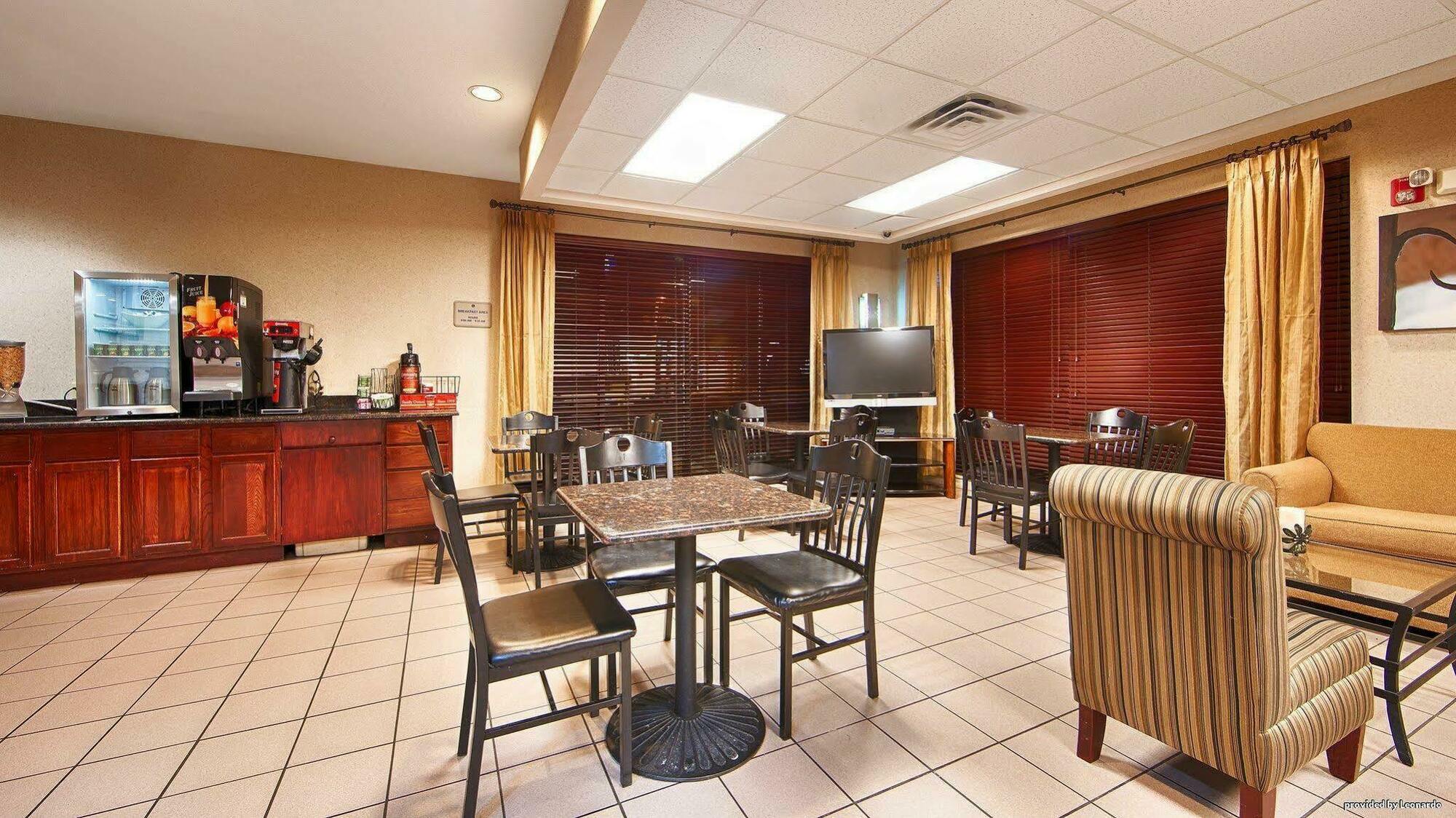 Quality Inn Airport I-240 孟菲斯 外观 照片